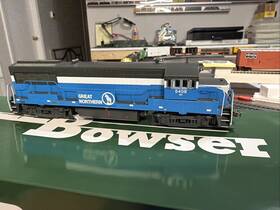 Gn-5408 Bowser 25124 Ho Burlington Northern/gn-5408 Ph Iib U25b With Lok Sound And Dcc
