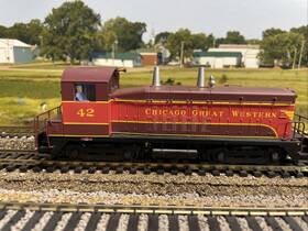 Broadway Limited Imports 836563002775 Ho Scale Emd Switcher Nw2 Phase V Inch Cgw #42 Dcc Sound Broadway Limited Imports 836563002775 Ho Scale Emd Switcher Nw2 Phase V Inch Cgw #42 Dcc Sound