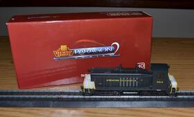 7914 Broadway Limited Imports 836563022599 2259 Ho Emd Sw7 Switcher Prr #7914 Paragon2 Dcc - Video Read