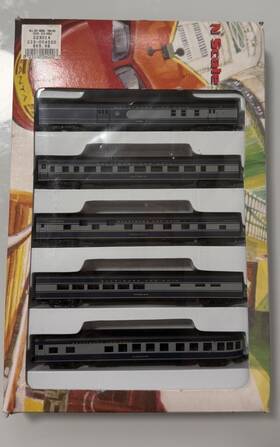 0001-004020 Con-cor N Scale Baltimore And Ohio 5 Car Smothside Passenger Set