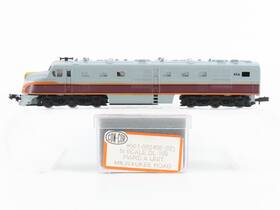 001-002105 Con-cor 02 N Scale Milw Milwaukee Road Dl-109 Diesel Loco #40a