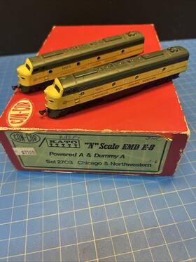 5021a Con-cor 12723 N Scale Emd E-8 Powered A Dummy Unit Chicago And Northwest #5021a Tested