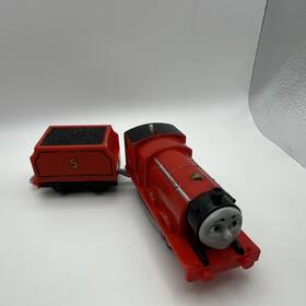 Fisher-price R9765 Fisher-price Thomas And Friends James Oo 1 76 0-6-0 Dc Analog With Tender