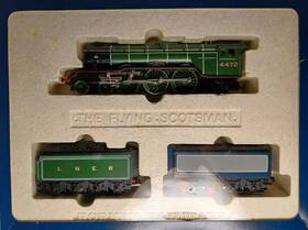 Hornby 010963010980 Oo-gauge Locomotive - The Flying Scotsman Limited Presentation Edition