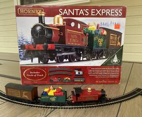 Hornby Por1185 Oo Gauge R1185 Santas Express - Christmas Train Set Tested And Working