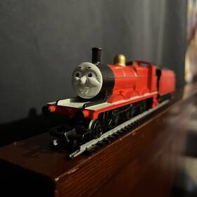R.9290 Hornby Railway Thomas And Friends James The Red Engine Ships Fast Usa Seller Read
