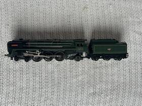 R259s Hornby Triang Br 4-6-2 Britannia Class Locomotive 70000 Smoke 1om