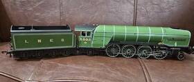 R3984 Hornby Lner Green Class P2 Earl Marischal 2-8-2 Oo/ho Dcc Equipped