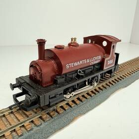 Hornby R752 Oo Scale 0-4-0 Saddle Tank Steam Locomotive Stewarts And Lloyds #205