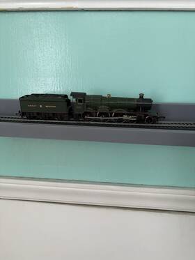 5934 Hornby R761 Gwr 4-6-0 Hall Class Locomotive Kneller Mint Boxed Om