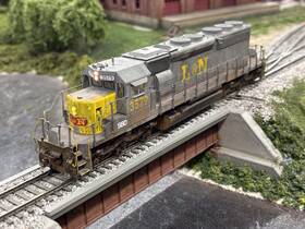 49329s-04 Intermountain Ho Sd40-2 L&n Patched For Seaboard System #3579 With Dcc And Sound