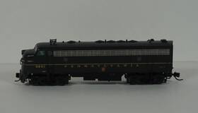 69943-02 Intermountain N Scale Fp7 Diesel Locomotive - Pennsylvania Railroad Car #9841