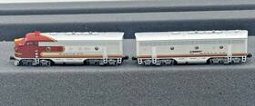 106-0404 Kato N Scale F7 A&b Santa Fe Warbonnet Diesel Locomotive