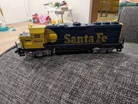 176-031 Kato N Scale Atsf Santa Fe Gp50 Diesel Locomotive #3849