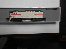 176-1313 Kato Inch N Chicago Burlington And Quincy F-3a Rd# 9960a Item# 176-1313. Tested Only