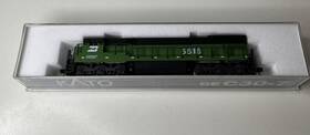 176-303 Kato N Scale Burlington Northern C30-7 Diesel Locomotive #5516 Ln/box