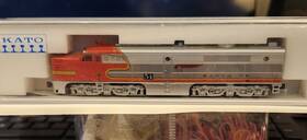 176-4102 Kato 176-4120 Atsf Santa Fe Alco Pa-1 Diesel Locomotive Train N Scale