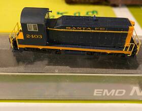 176-4365 Kato 176-4375 N Scale Emd Nw2 Locomotive Santa Fe #2403 Model Number