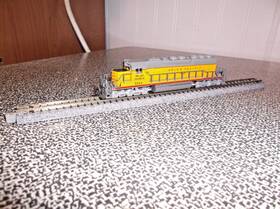 176-4813 Kato N Up Union Pacific Emd Sd40-2 Early Diesel #3242 176-4813 Kato N Up Union Pacific Emd Sd40-2 Early Diesel #3242