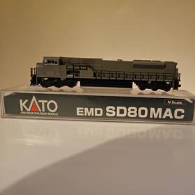 176-5500 Kato N Scale Sd-80 Mac Undecorated Diesel Locomotive Dcc Ready