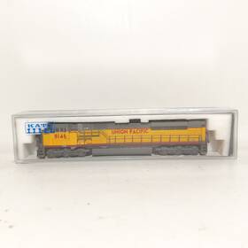 176-5605 Kato N Union Pacific Diesel Locomotive Sd90/43mac 8146
