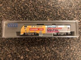 176-6024-kb1 Kato N Scale P42 Via #900 Canada 150 Scheme