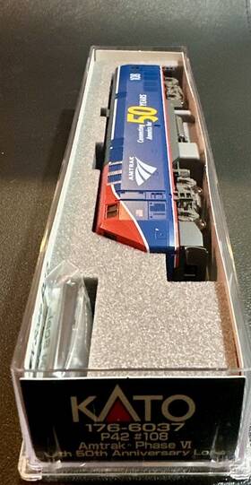 176-6037 Kato N Scale Ge P42 Amtrak 50th Anniversary #108 Phase Vi Dcc 176-6037 Kato N Scale Ge P42 Amtrak 50th Anniversary #108 Phase Vi Dcc