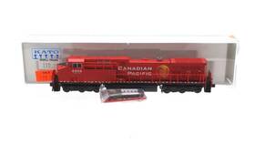 176-7215 Kato N Scale Candadian Pacific Diesel Locomotive # 8509 Ln/box