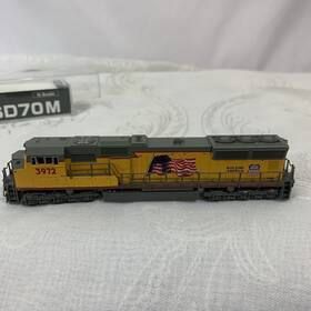176-7504 Kato N Scale Union Pacific Sd70m Diesel #3972 Box