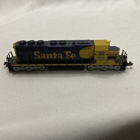 176-8210 Kato 176-20 Santa Fe Locomotive 5018 N Scale 176-8210 Kato 176-20 Santa Fe Locomotive 5018 N Scale
