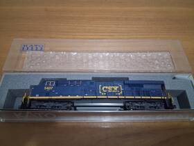 176-8937 Kato Es 44dc Csx 5407 N Scale Locomotive