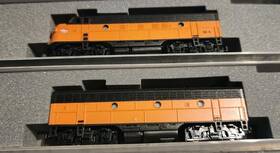 1762201 Kato N Scale Emd F7a/b 2 Locomotive Set Milwaukee Road #50a #70b Both Powered