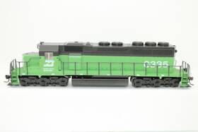 37-013 Kato Ho Scale Bn Burlington Northern Emd Sd40 Diesel Locomotive #6335