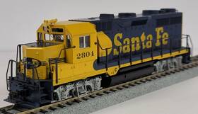 37-021 Kato Ho Scale #37-021 - Santa Fe #2804 Gp-35 Diesel Locomotive-dc