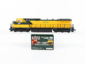 37-1307 Kato Ho Cnw Chicago North Western C44-9w Dash 9 Diesel #8605 - Dcc Ready