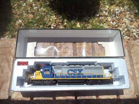 37-2705 Kato Ho Csx Sd40-2 #8186 Tested 37-2705 Kato Ho Csx Sd40-2 #8186 Tested