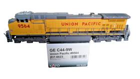 37-6623 Kato Union Pacific #9564 Ho C44-9w Diesel -tested -used