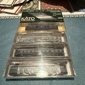 Kato 949727004297 2 Custom Painted Missouri Pacific Pa-1 Locomotives And A 4 Car Passenger Set