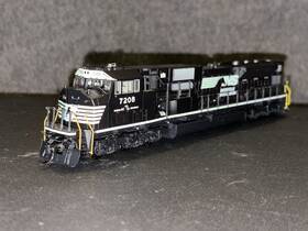 7208 Kato 949727054902 Norfolk Southern Emd Sd80 #7208 Mac Ho Scale Locomotive Dcc By