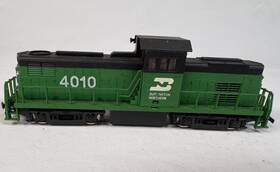 08338 Life Like Burlington Northern Diesel Locomotive 4010 Ho Scale Model Engine Untested Damage