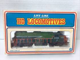 Gp38-2 Life-like 08365 Ho Diesel Locomotive British Columbia Railway #720