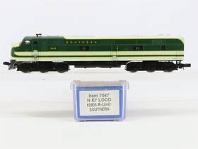2905 Life-like 7047 N Scale Southern E7a Diesel Locomotive #2905
