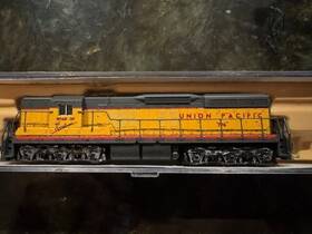 7775 Life-like N Scale Sd7 Sd-7 Union Pacific Diesel Locomotive Up #776