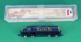 S781a Life-like N Scale Santa Fe Gp 40 Diesel Locomotive Tested And Runs Smooth S781a Life-like N Scale Santa Fe Gp 40 Diesel Locomotive Tested And Runs Smooth