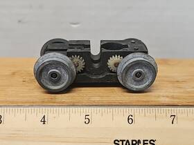 2328-187 Lionel #2328-187 Basic Power Truck Used For Parts 2328-187 Lionel #2328-187 Basic Power Truck Used For Parts