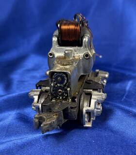 2343-a Lionel 2343 Santa Fe F3 Diesel Rear Motor And Truck W Magnetraction