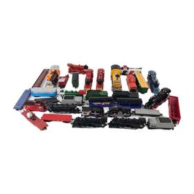 3851 Lionel Lot Mixed Ho Scale Train Locomotives Cars Trains Untested For Parts Only T70
