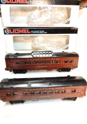 6-16000 Lionel 16002 Pair Of Pennsylvania Rr Passenger Cars Lighted One Vista Dome Coach