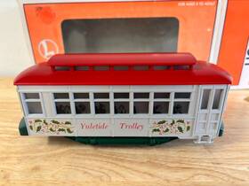 Lionel 6-18481 O Gauge 2003 Christmas Trolley - Lnib