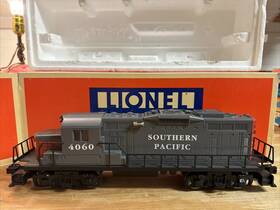 6-18831 Lionel O Gauge Southern Pacific Gp-20 Diesel Locomotive #4060. With/box 6-18831 Lionel O Gauge Southern Pacific Gp-20 Diesel Locomotive #4060. With/box